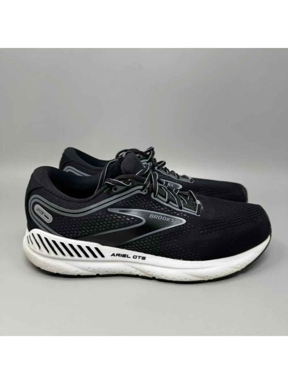 Brooks Ariel GTS 23 Shoes Womens Size 11 Black Running Sneakers 1203901B090